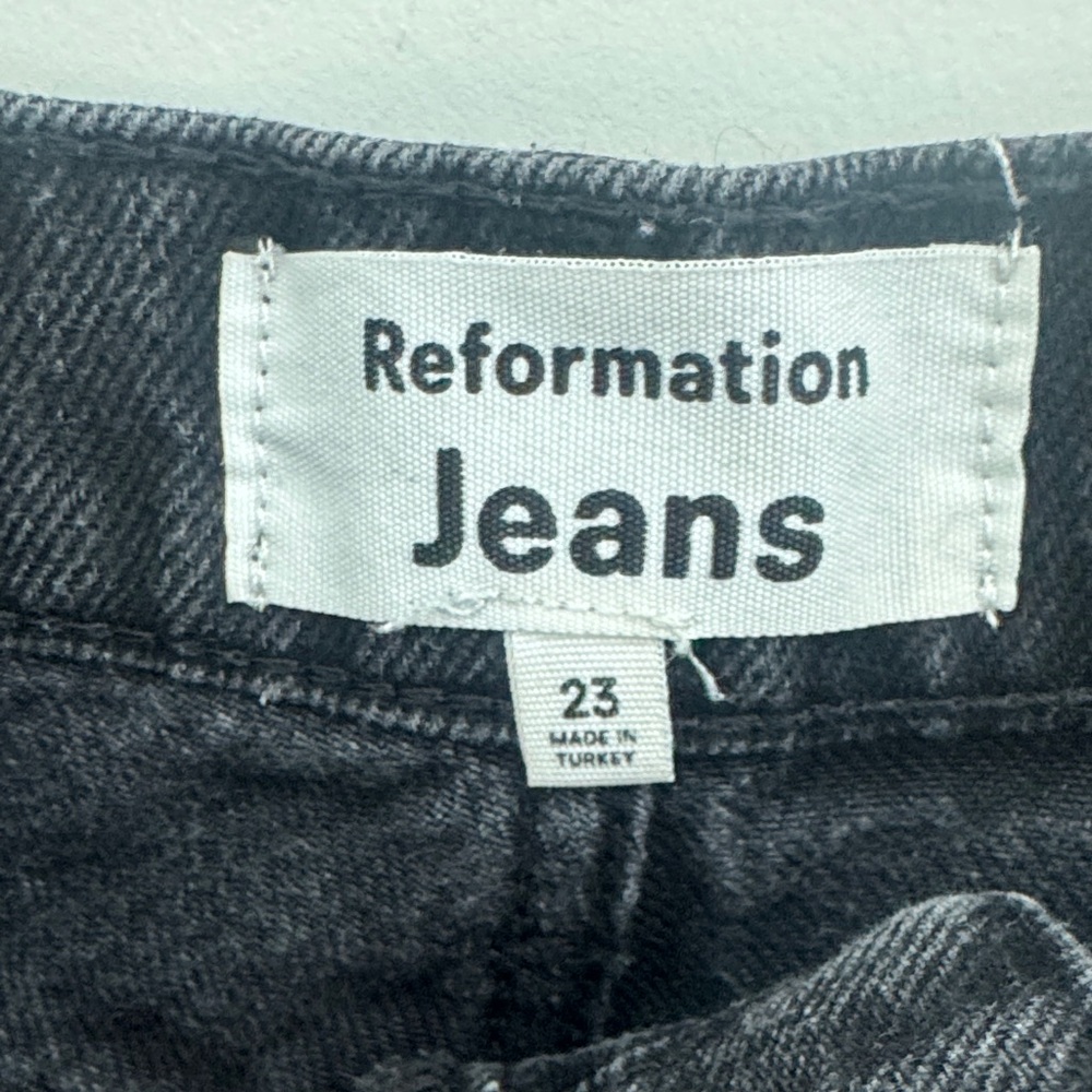 Reformation Cynthia High-Rise Straight Women’s Jeans - Seattle Wash - Picture 2 of 4